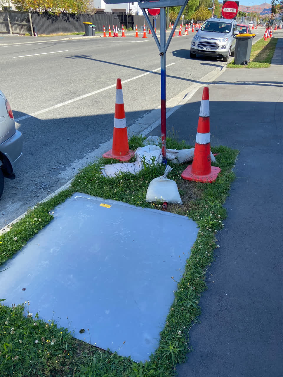 The photograph attached to this roading/streets report