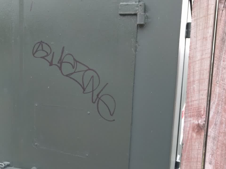 The photograph attached to this graffiti report