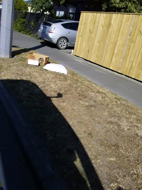 Rubbish/Recycling, a report photo