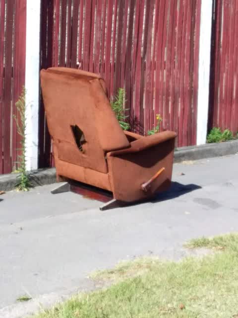 Rubbish/Recycling — a report photo