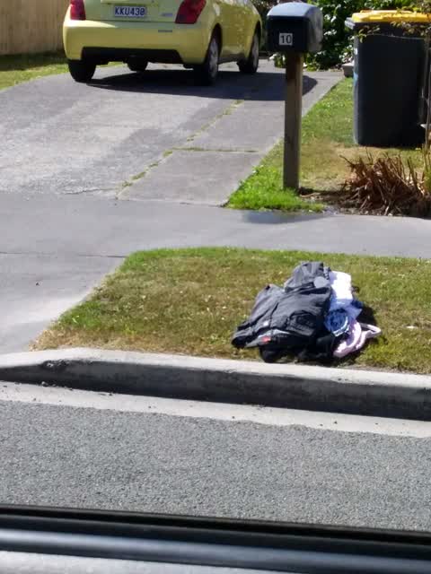 Rubbish/Recycling, a report photo