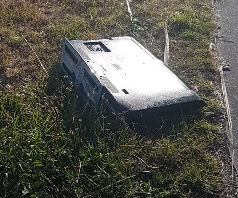 Rubbish/Recycling, a report photo