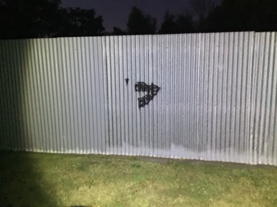 The photograph attached to this graffiti report