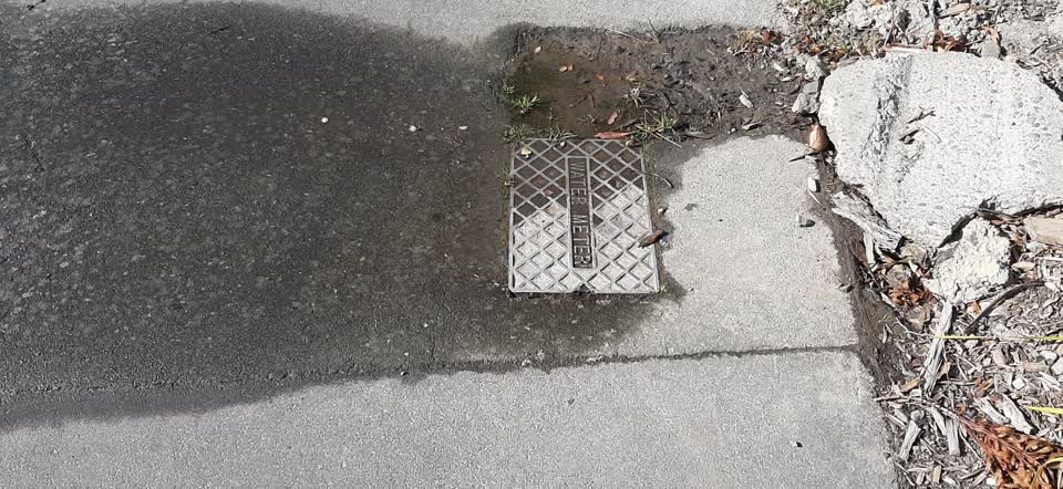 The photograph attached to this water supply report