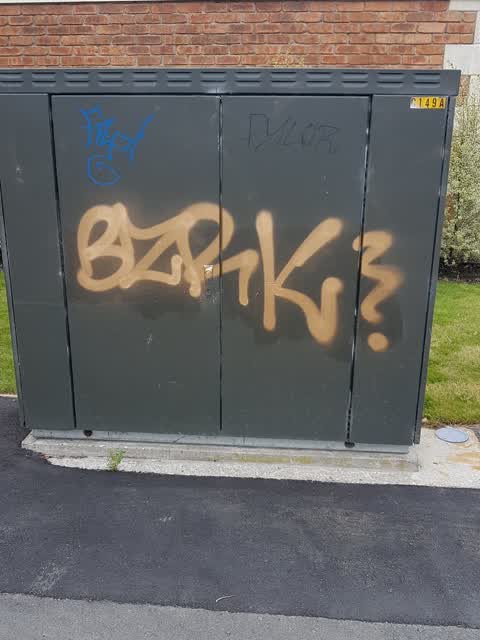 Graffiti, a report photo