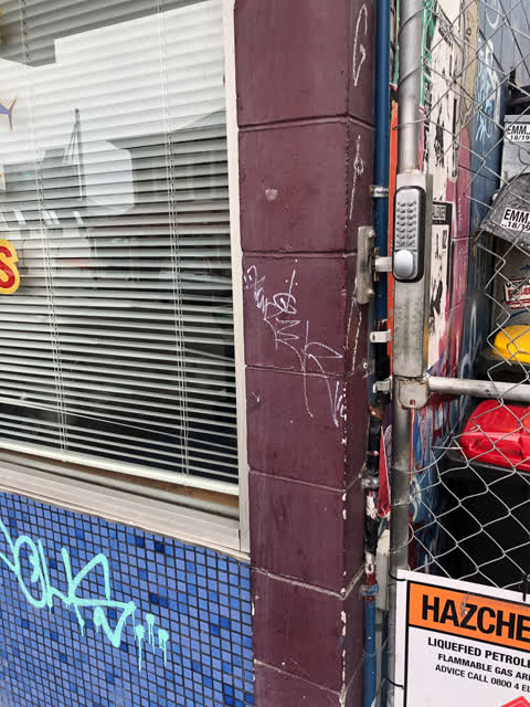 Graffiti, a report photo