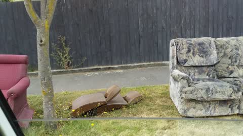 Rubbish/Recycling, a report photo