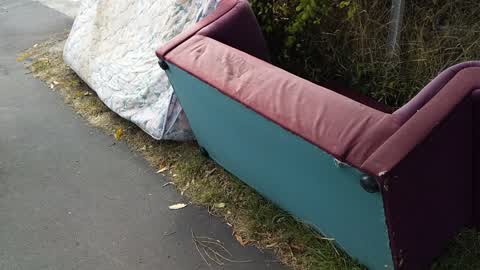 Rubbish/Recycling, a report photo