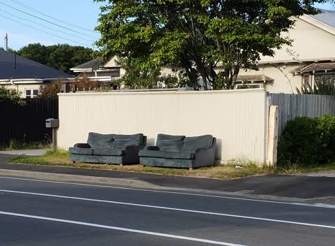 Rubbish/Recycling, a report photo