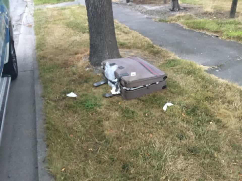 The photograph attached to this rubbish/recycling report