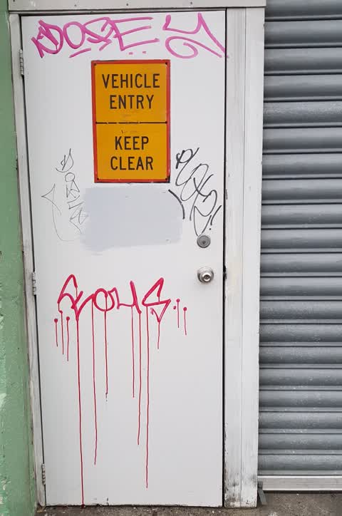 Graffiti, a report photo