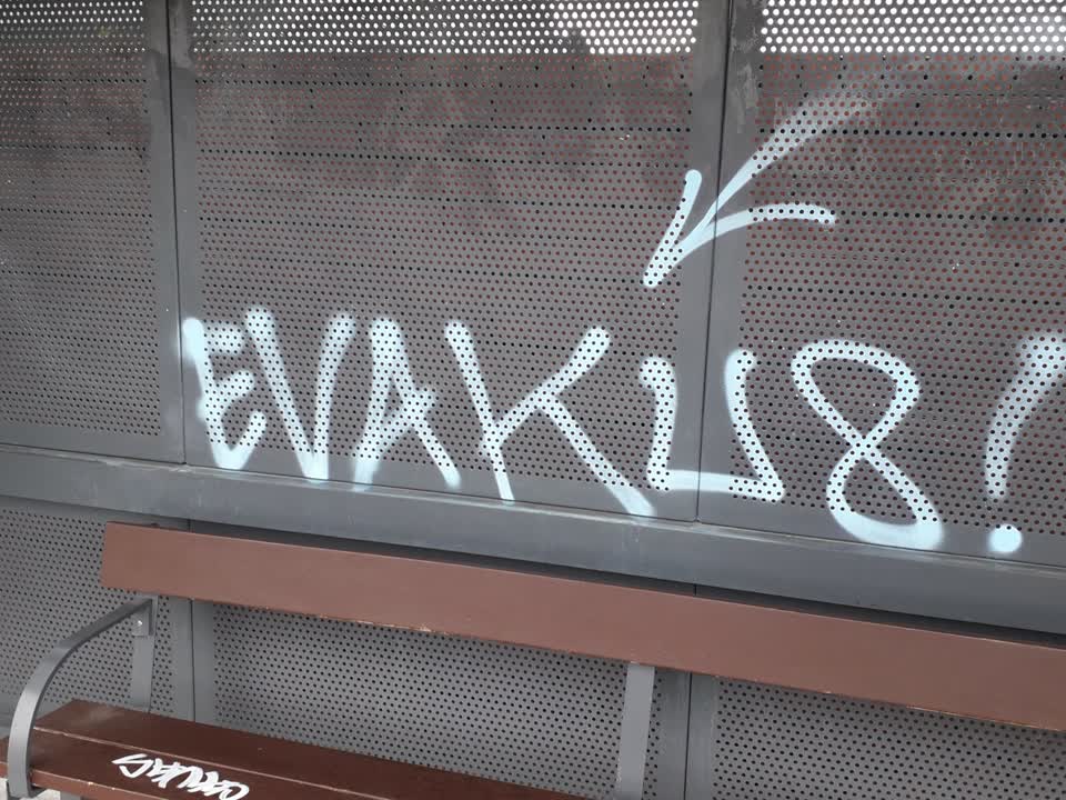 The photograph attached to this graffiti report