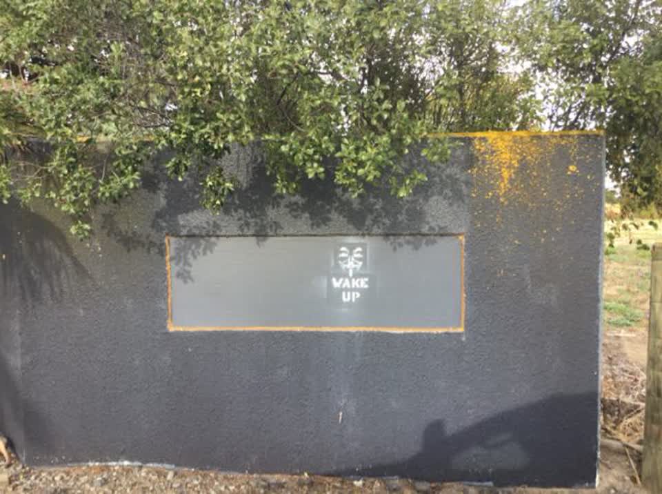The photograph attached to this graffiti report