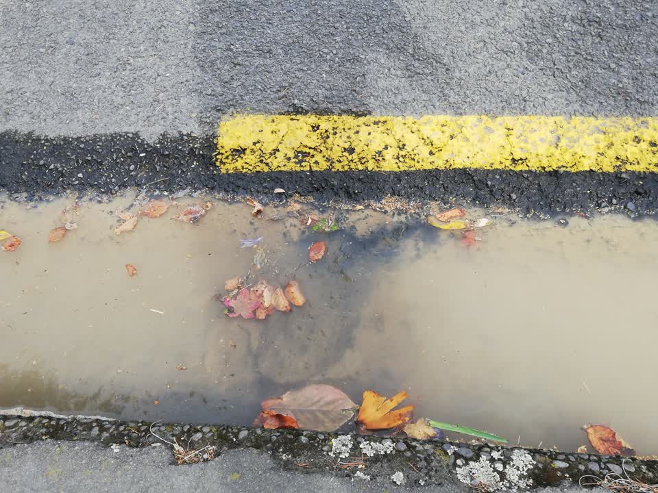 The photograph attached to this water supply report