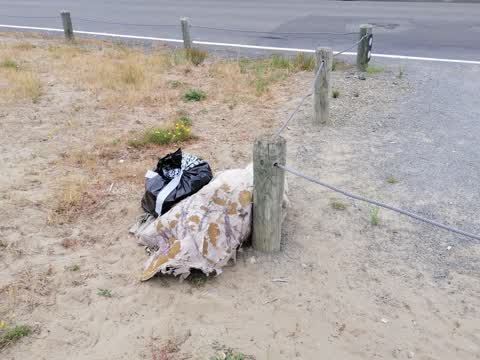 Rubbish/Recycling, a report photo