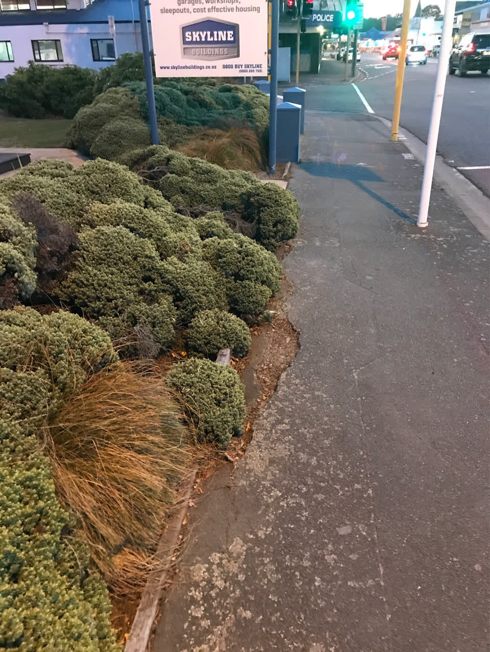 The photograph attached to this roading/streets report