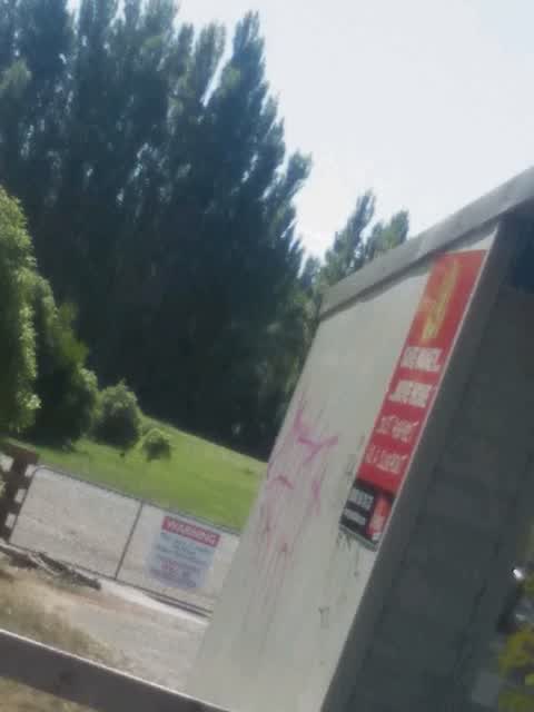 Graffiti, a report photo