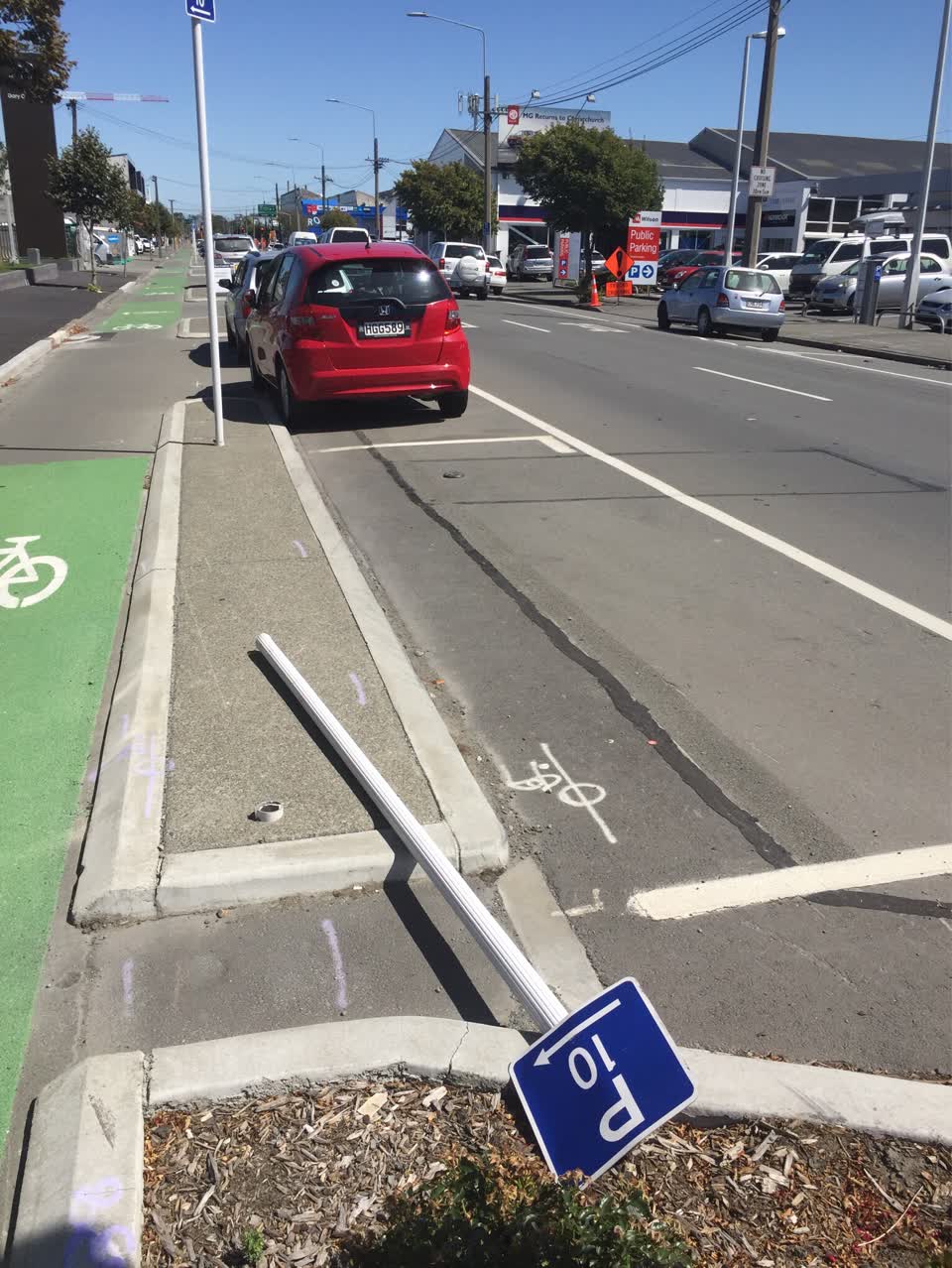 The photograph attached to this roading/streets report