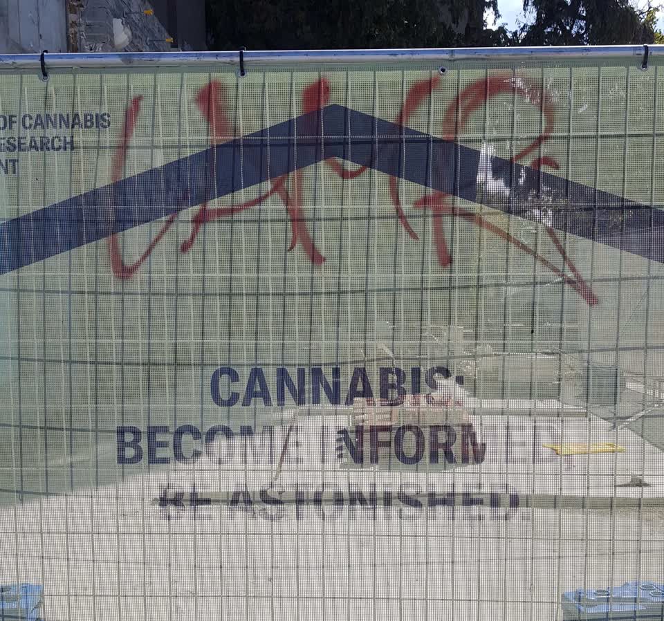 The photograph attached to this graffiti report