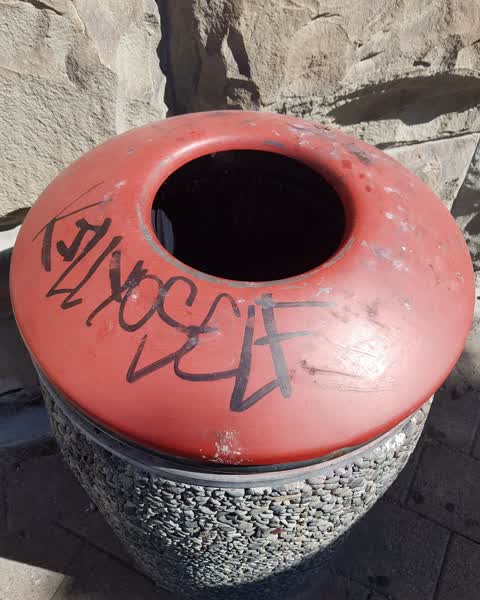 Graffiti — a report photo