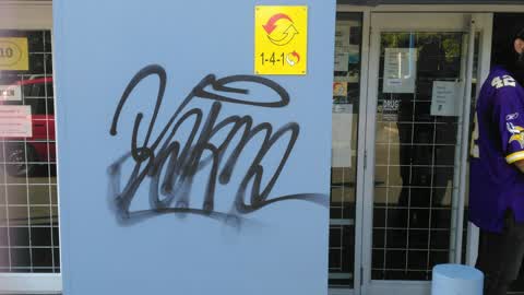 Graffiti, a report photo
