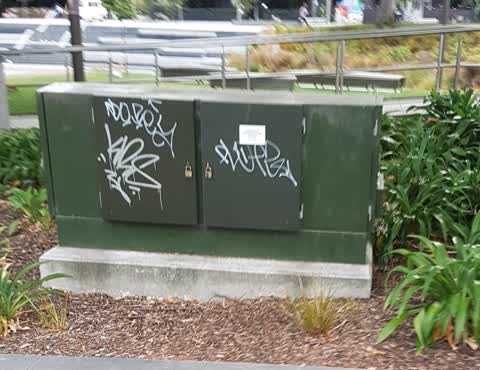 Graffiti, a report photo