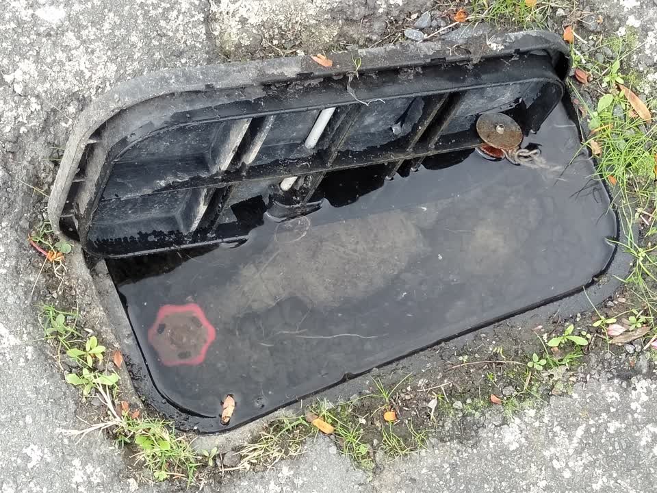 The photograph attached to this water supply report