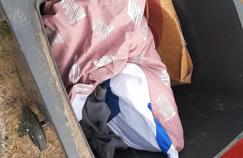 Rubbish/Recycling, a report photo