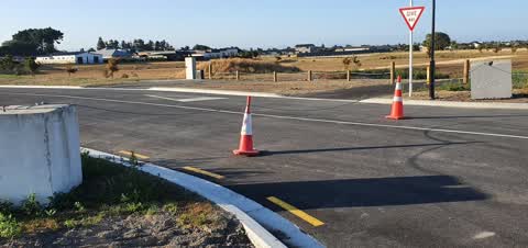 Roading/Streets, a report photo