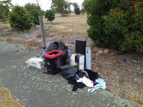 Rubbish/Recycling, a report photo