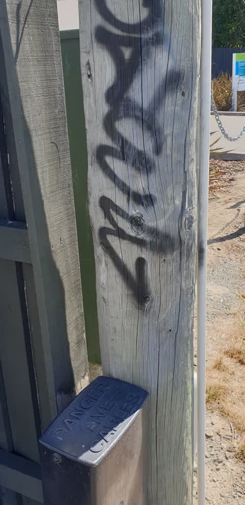 Graffiti, a report photo
