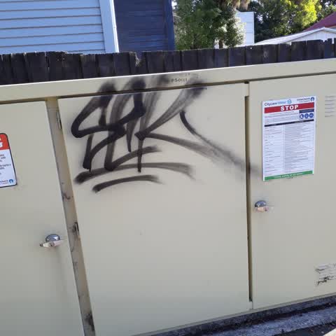 Graffiti, a report photo