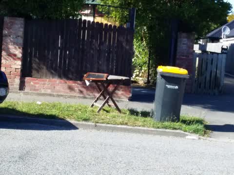 Rubbish/Recycling, a report photo