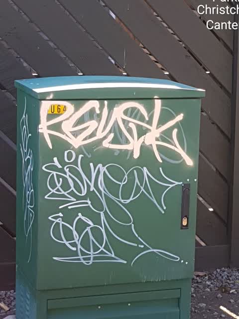 Graffiti, a report photo