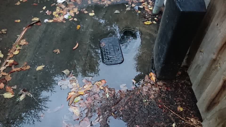 The photograph attached to this water supply report