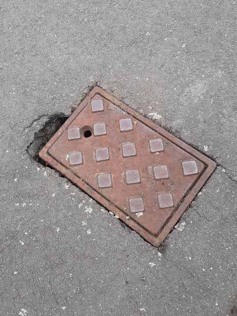 Roading/Streets, a report photo