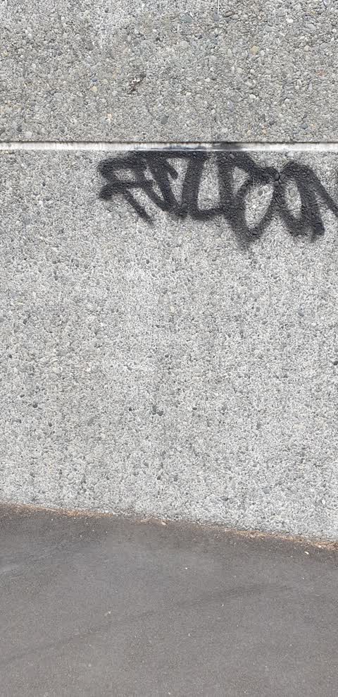 Graffiti, a report photo