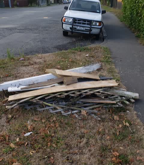 Rubbish/Recycling — a report photo