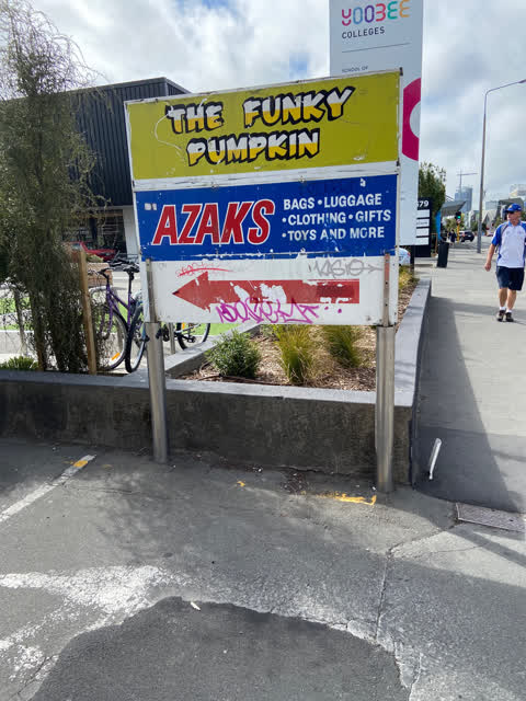 Graffiti, a report photo