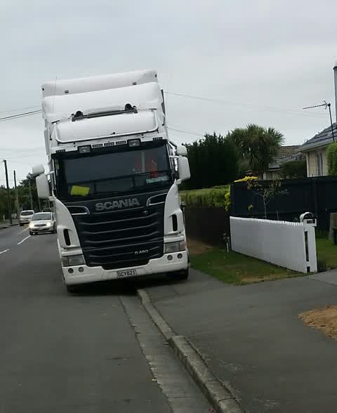 Roading/Streets, a report photo
