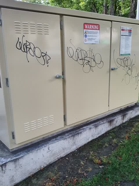 Graffiti, a report photo