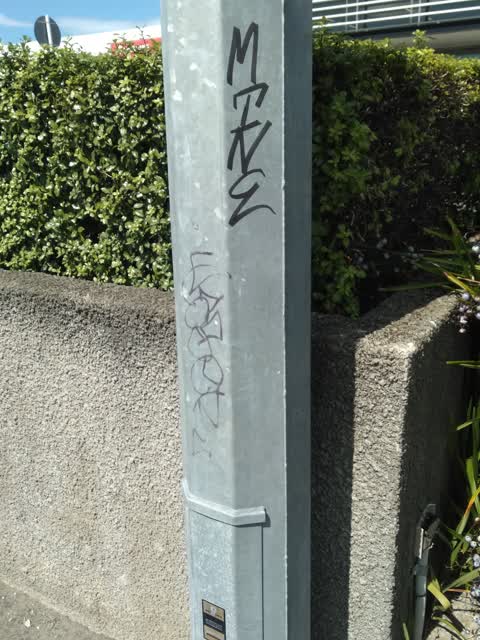 Graffiti, a report photo