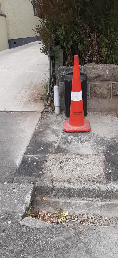 Roading/Streets, a report photo