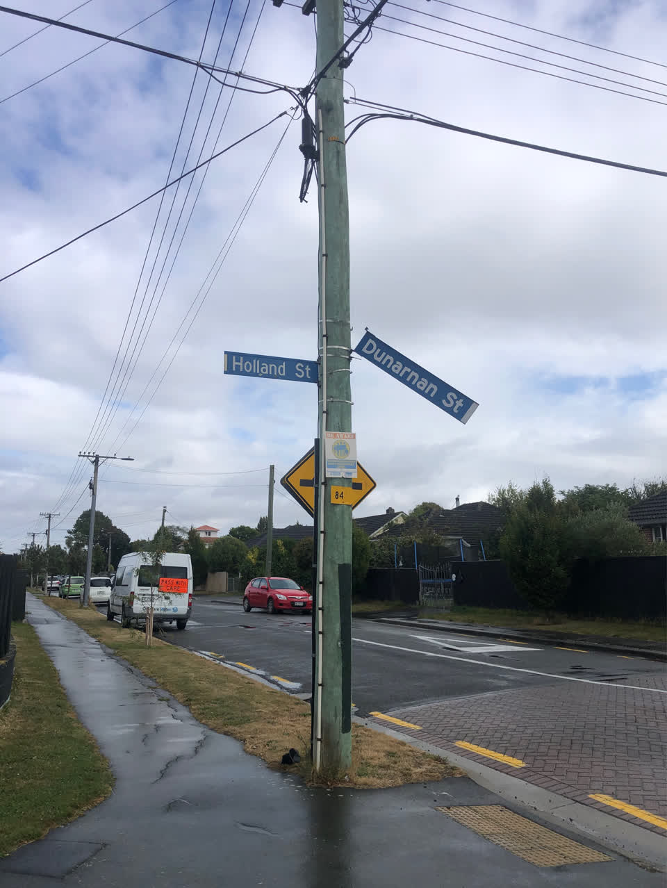 The photograph attached to this roading/streets report