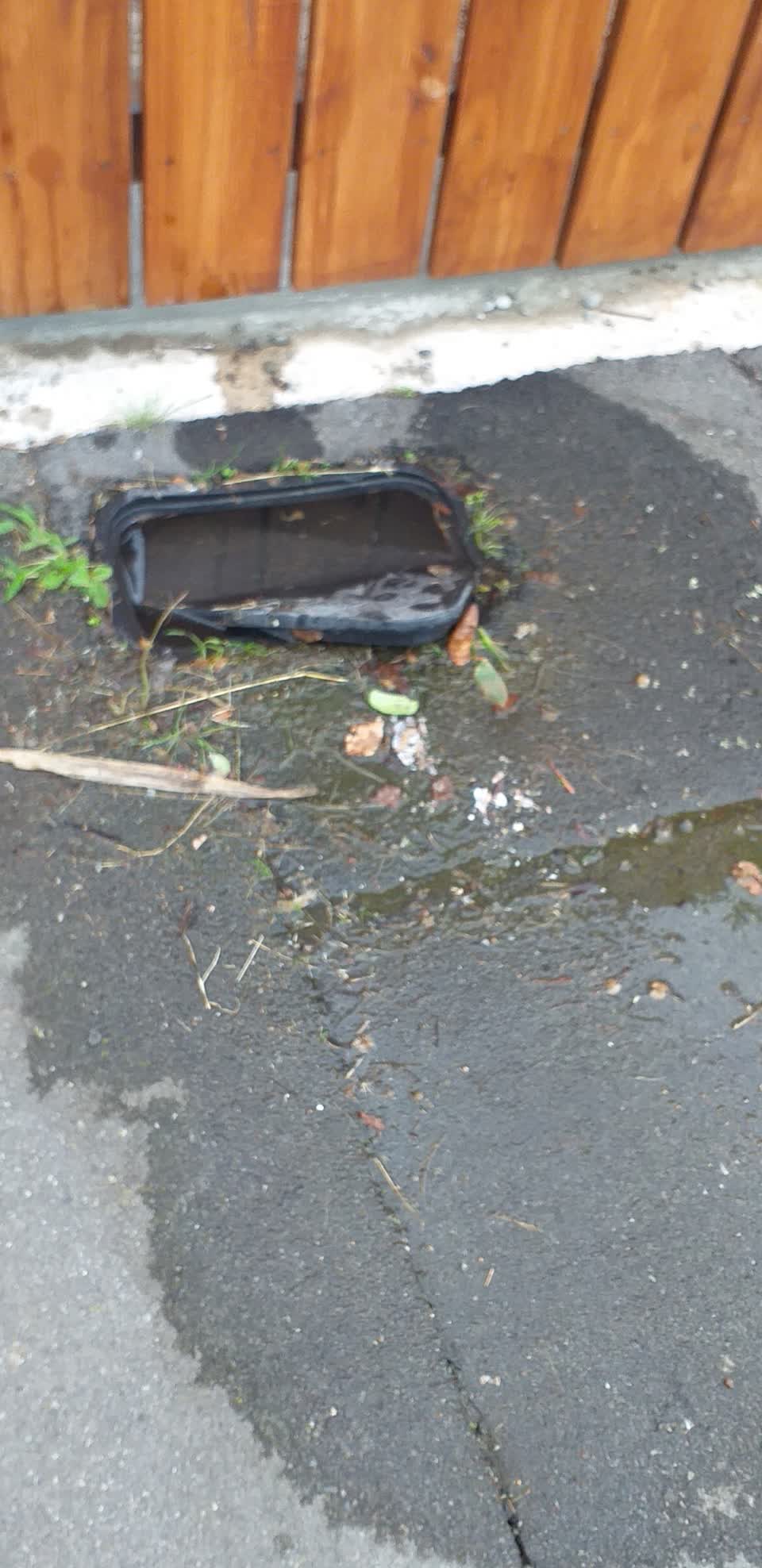 The photograph attached to this water supply report