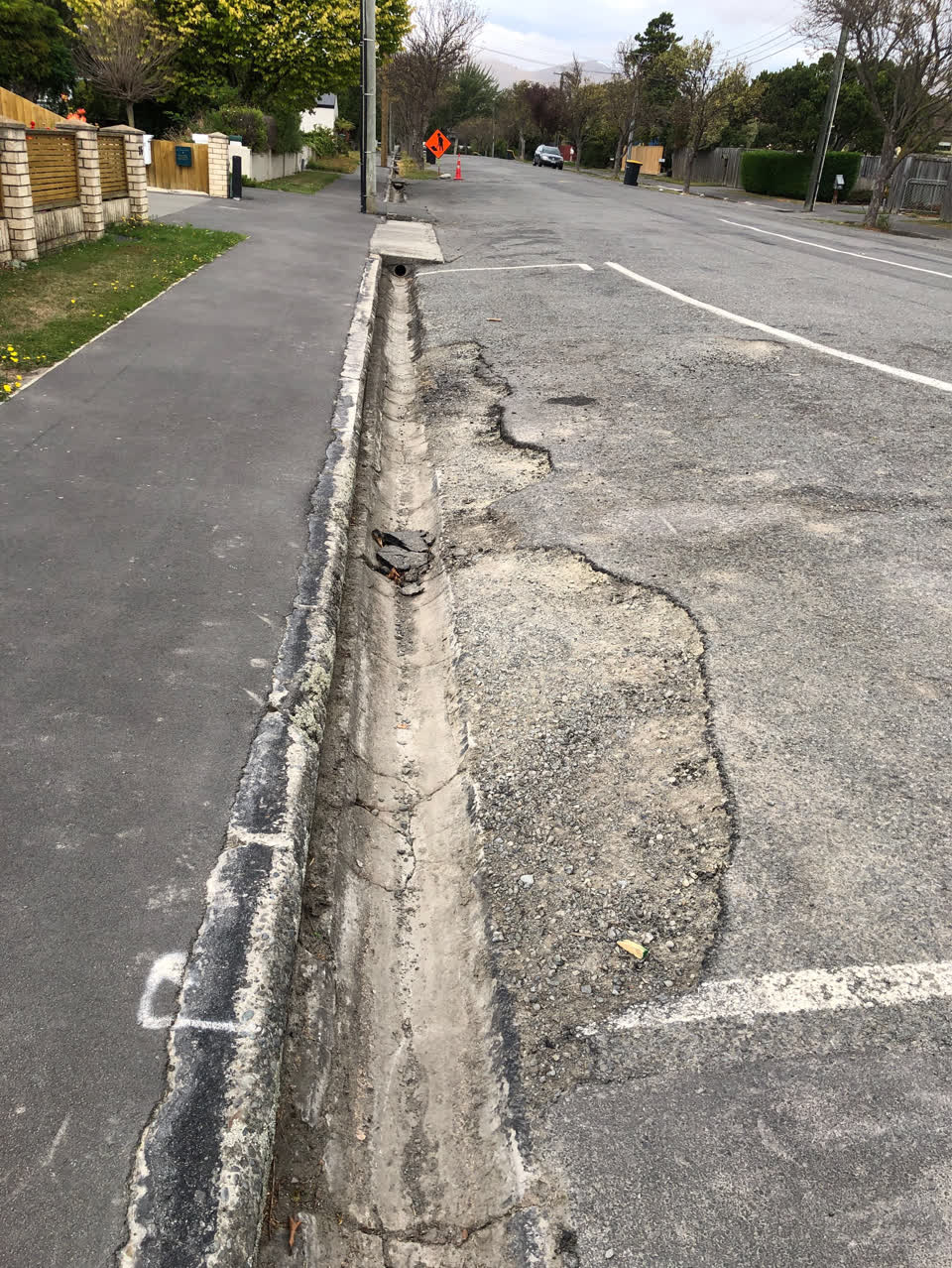 The photograph attached to this roading/streets report