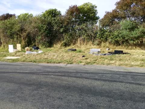 Rubbish/Recycling, a report photo