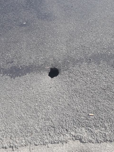 Roading/Streets, a report photo