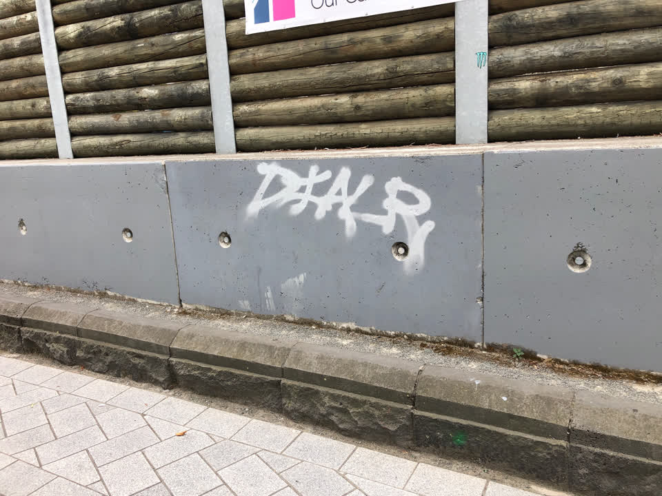 The photograph attached to this graffiti report