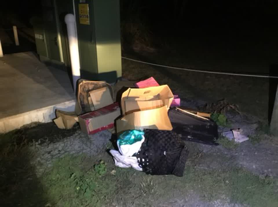 The photograph attached to this rubbish/recycling report